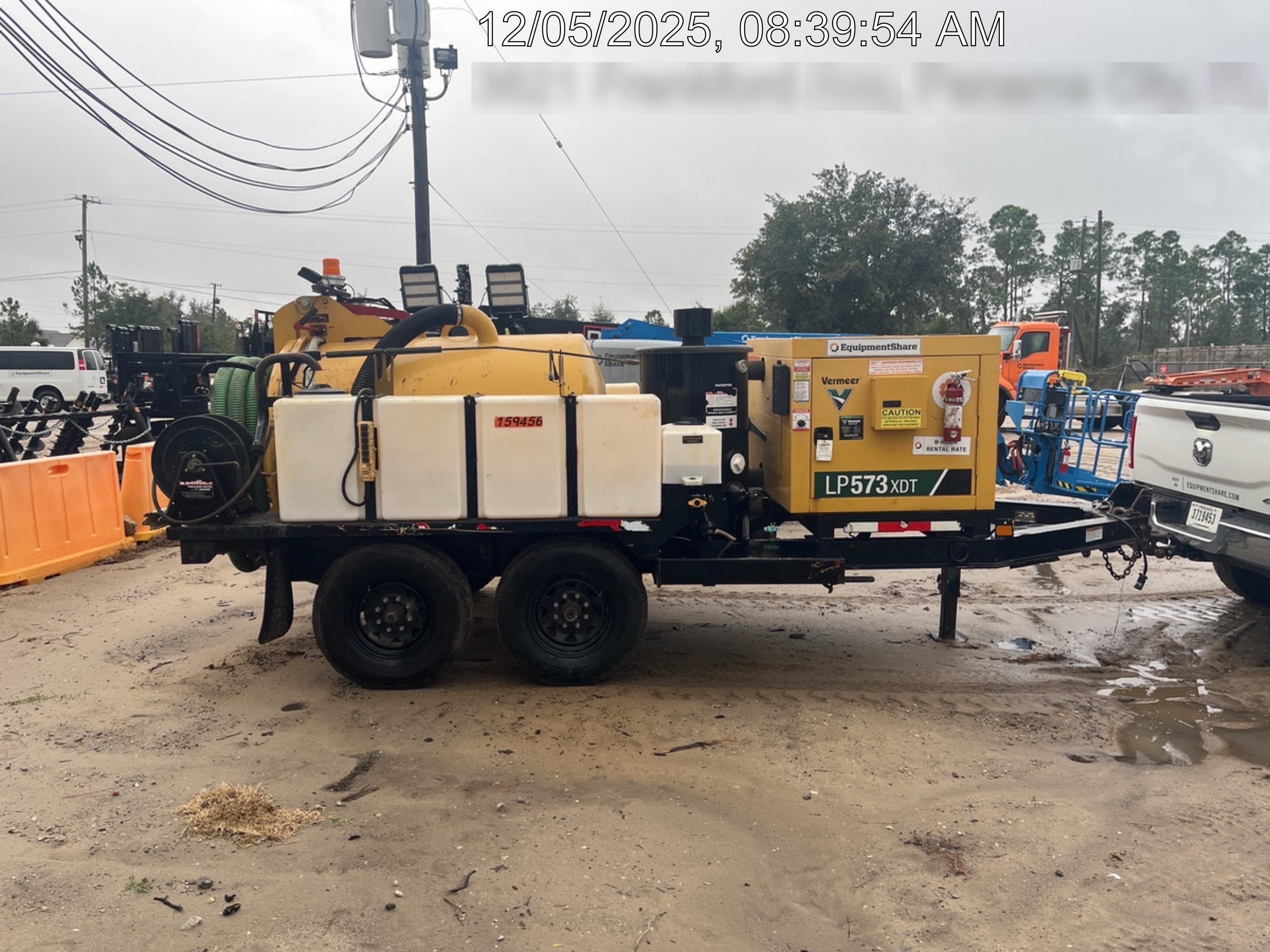 2021 VAC-TRON LP573XDT
