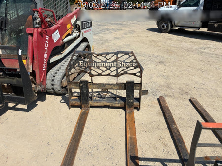 2026 ARROW MATERIAL HANDLING 72" Pallet Forks - Arrow