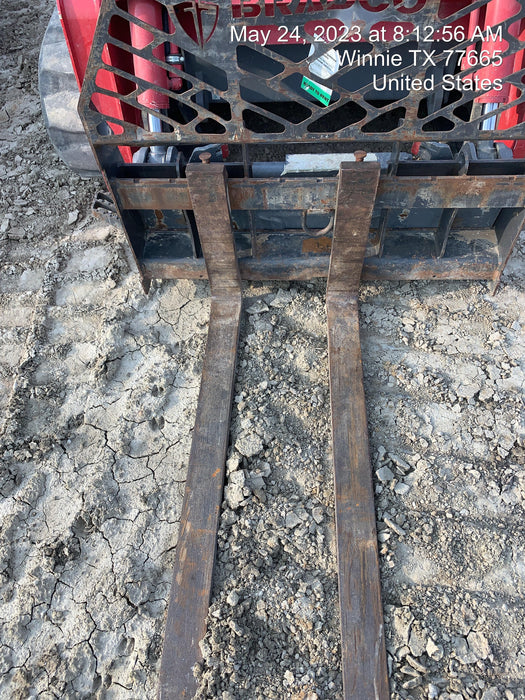 2022 ARROW MATERIAL HANDLING 60" Pallet Forks - Arrow