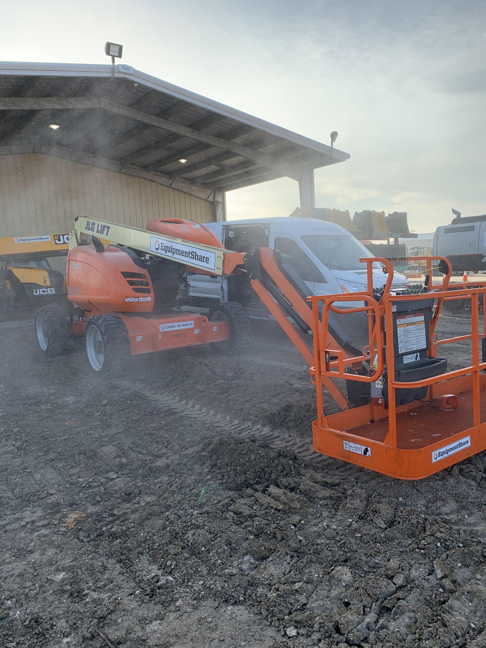 2021 JLG 600AJ