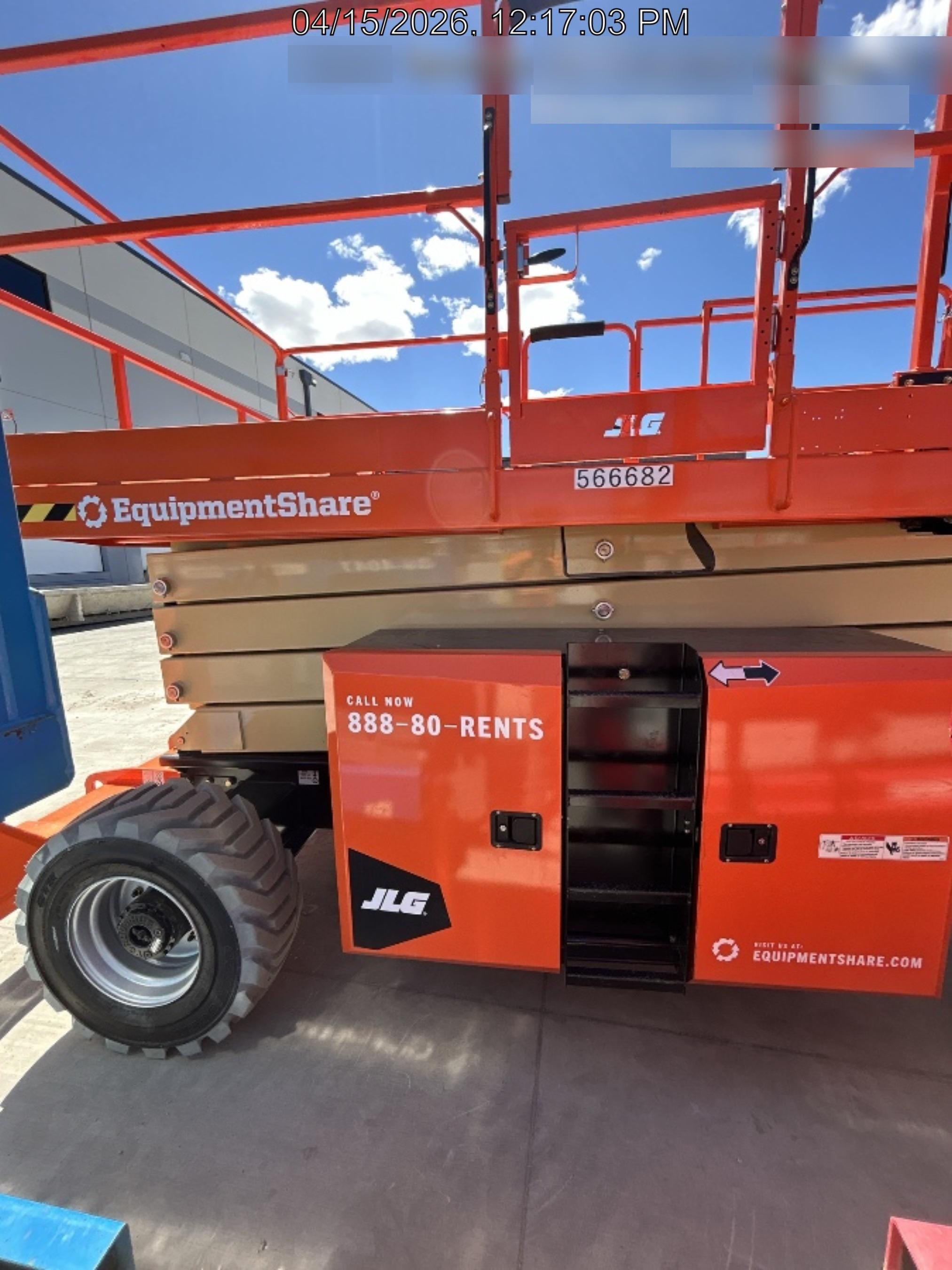 2025 JLG RT4394