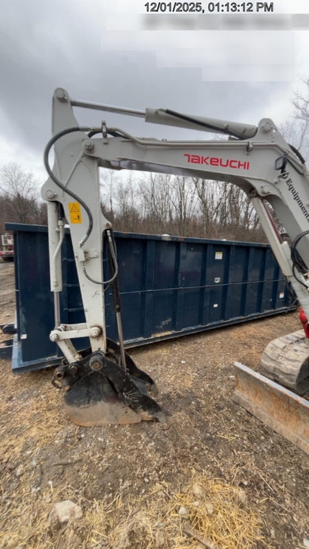 2025 TAKEUCHI TB250-2CR