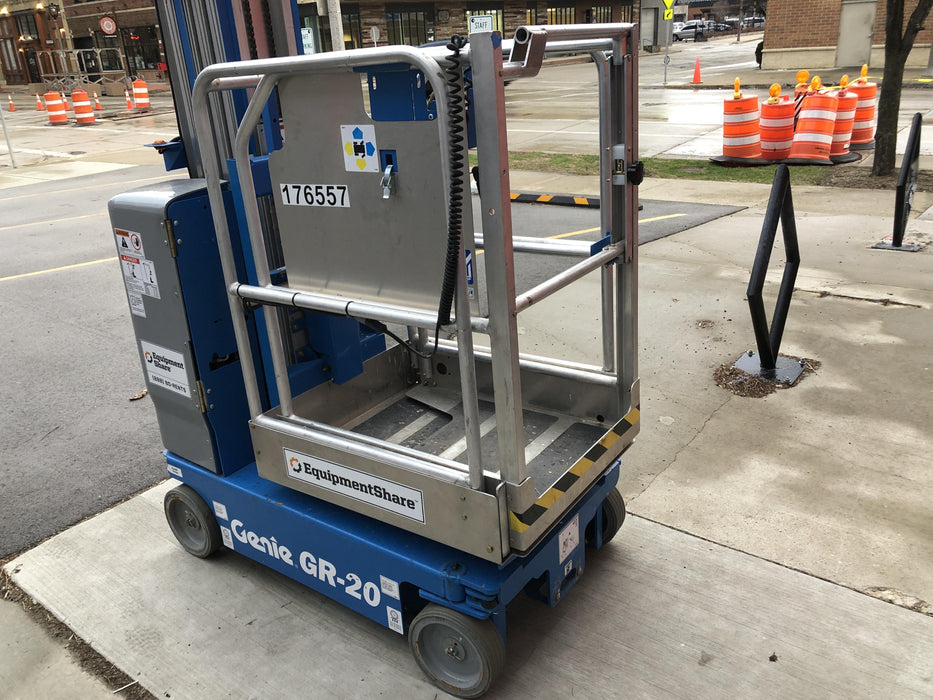 2021 GENIE GR-20