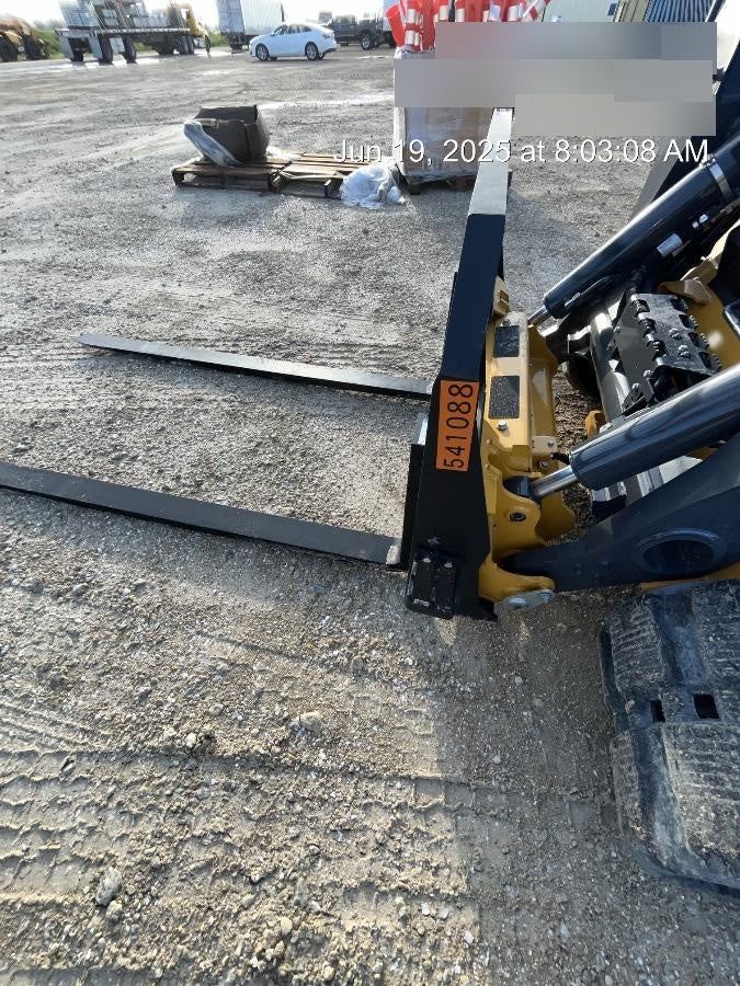2025 ARROW MATERIAL HANDLING F5100CB-6018