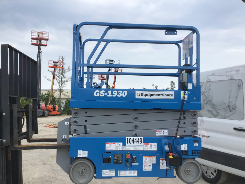 2020 Genie GS-1930 Fixed rails with chain entry gate - Pre A92.20