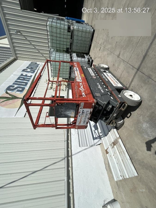 2018 Skyjack SJIII-3226 Skyjack SJIII3226 Scissor Lift w/Trojan Batteries