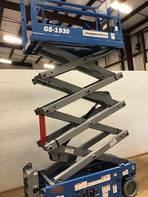 2019 Genie GS-1930 Fixed Rails with Chain Entry