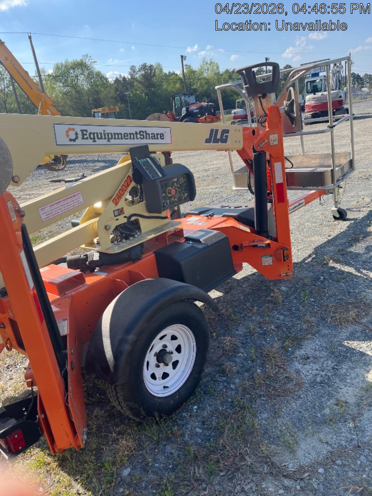 2022 JLG T350