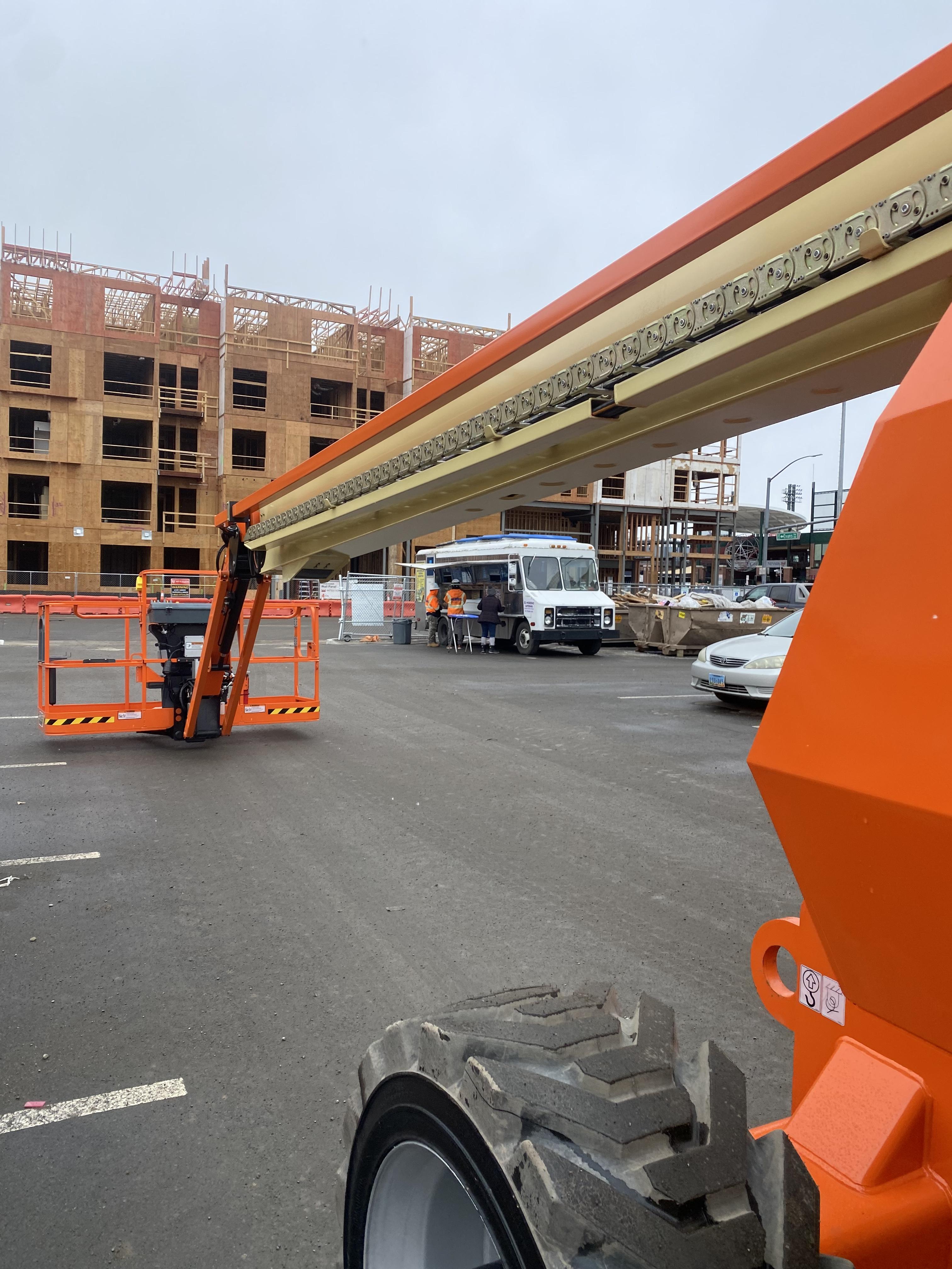2022 JLG 860SJ