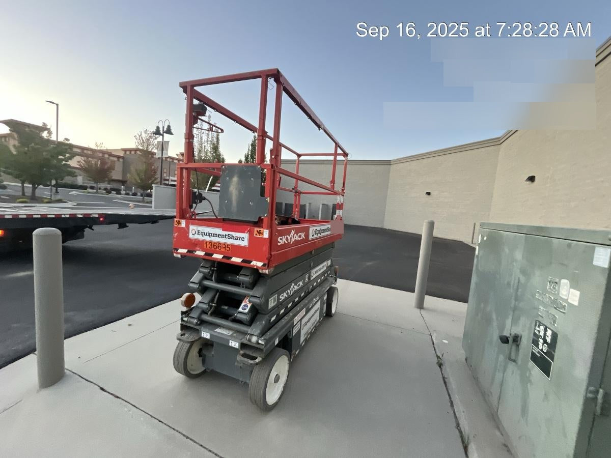 2021 SKYJACK SJ3226