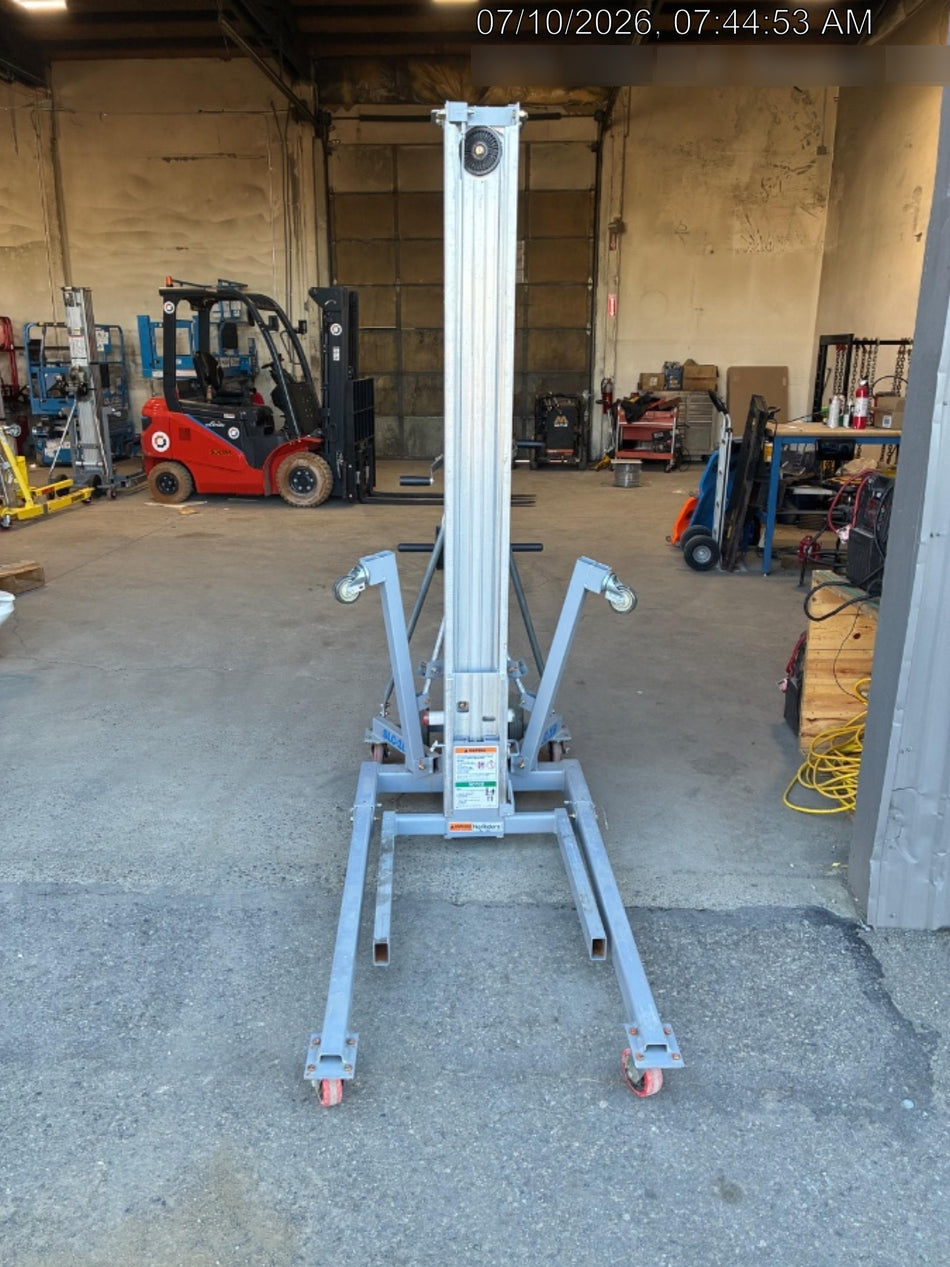2024 GENIE SLC-18