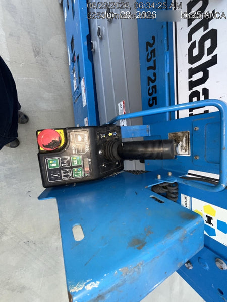 2022 GENIE GS-3232
