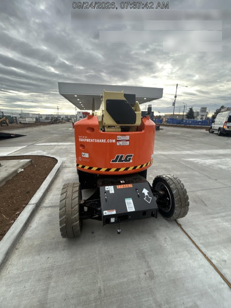 2026 JLG E450AJ