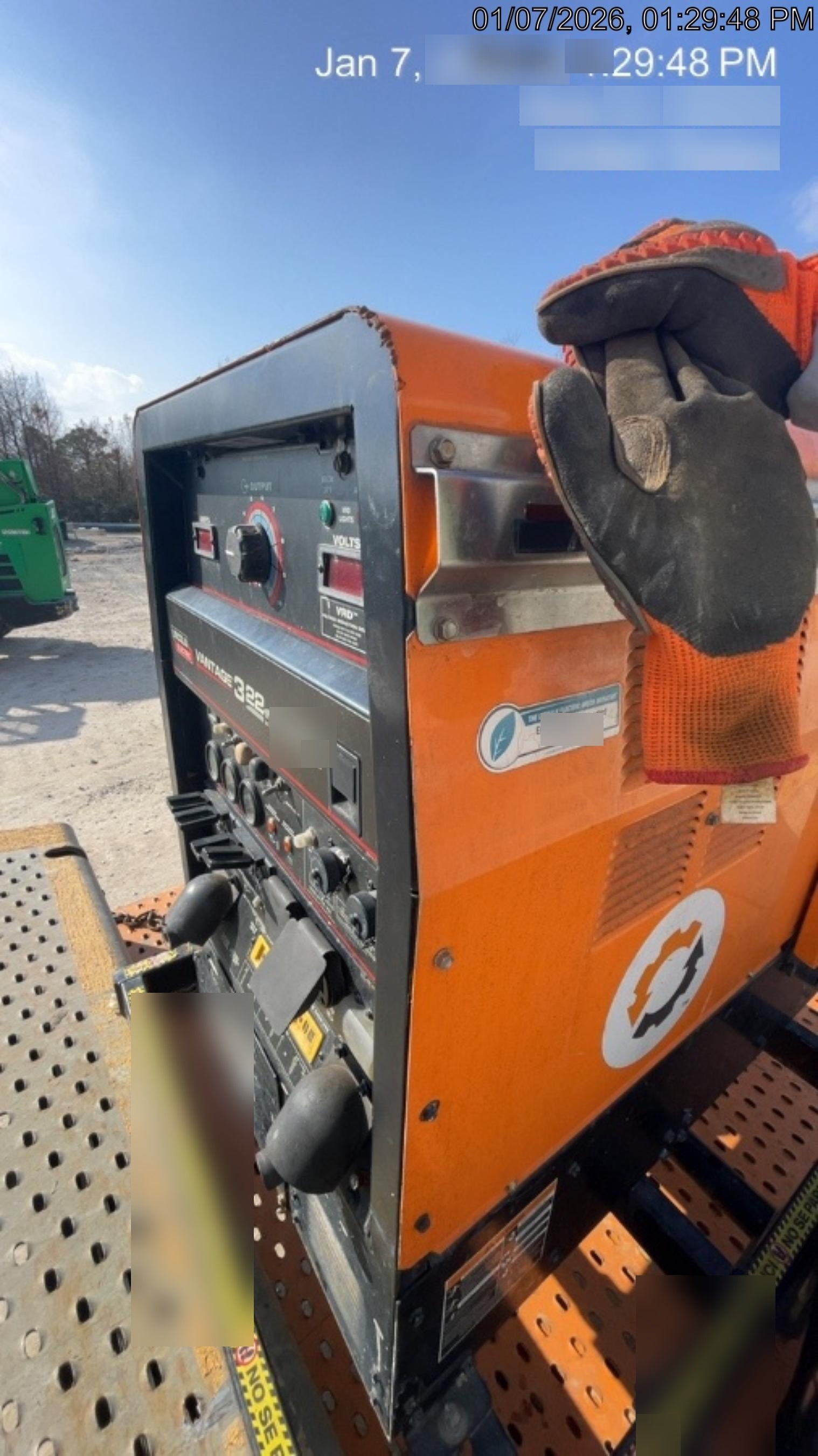 2021 Lincoln Electric Vantage 322 Vantage 322 Ready Pak 3 w/ Decals, ORANGE (includes trailer, cable rack, fender light kit) NO Telematics