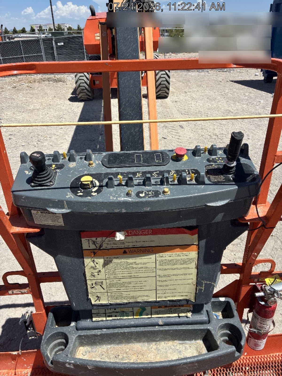 2022 JLG 860SJ