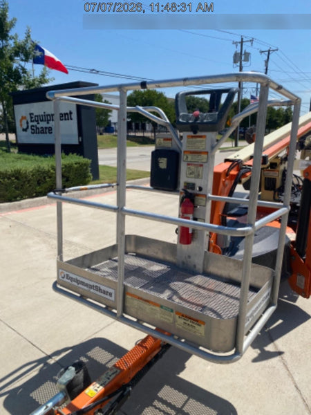 2022 JLG T350