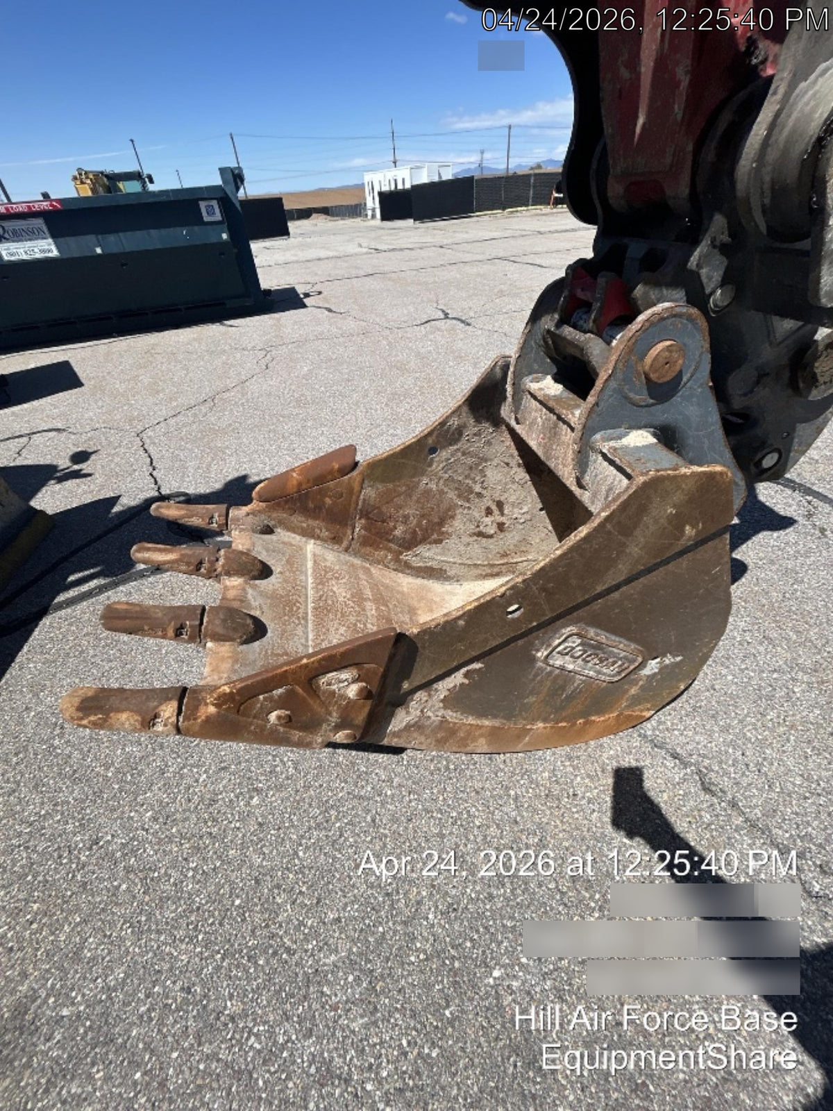 2020 DOOSAN 30" Bucket - Doosan