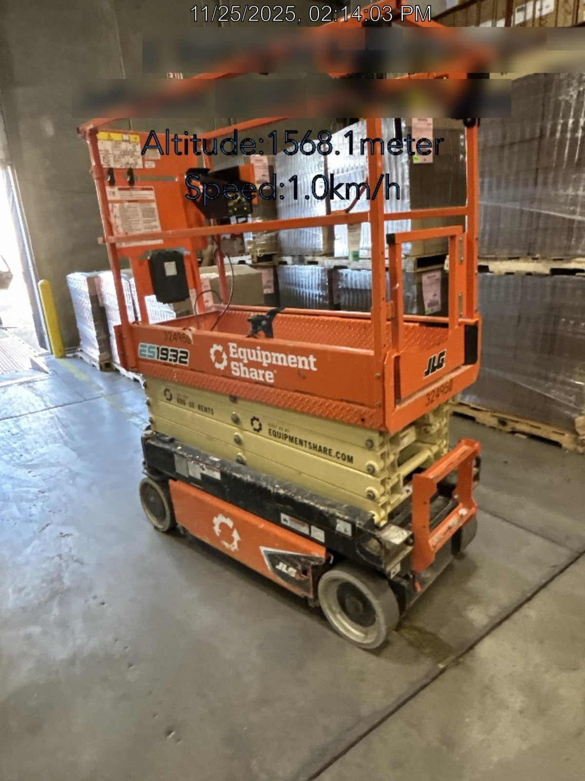2023 JLG ES1932