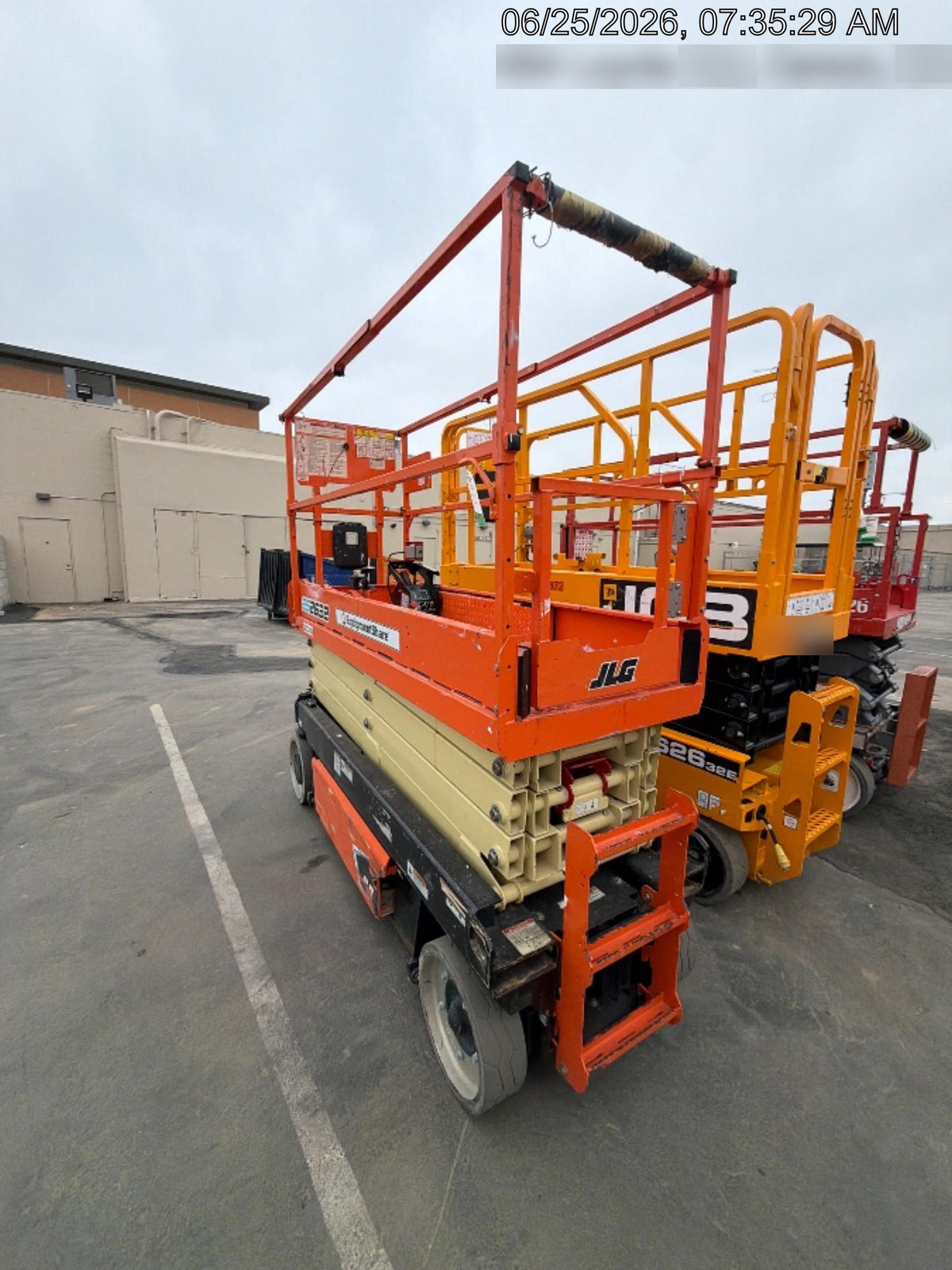 2022 JLG ES2632