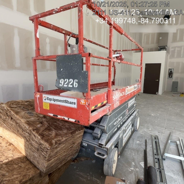 2018 Skyjack SJIII-3226 Skyjack SJIII3226 Scissor Lift w/Trojan Batteries