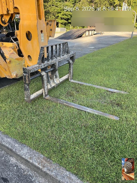 2019 JCB 510-56 Canopy, 74 HP, Solid Tires, STD Worklight, Beacon, Aux Hydraulics, Lifting Eye, Back up Alarm w/66" Carriage/60" Forks