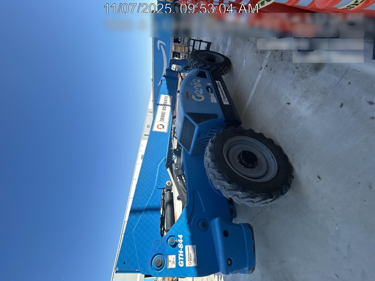2022 GENIE GTH-844