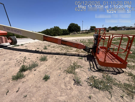 2012 JLG 800S