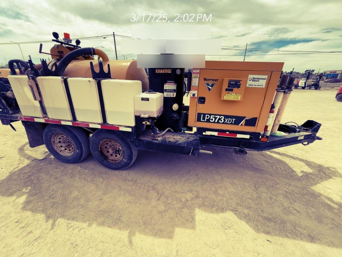 2021 VAC-TRON LP573XDT