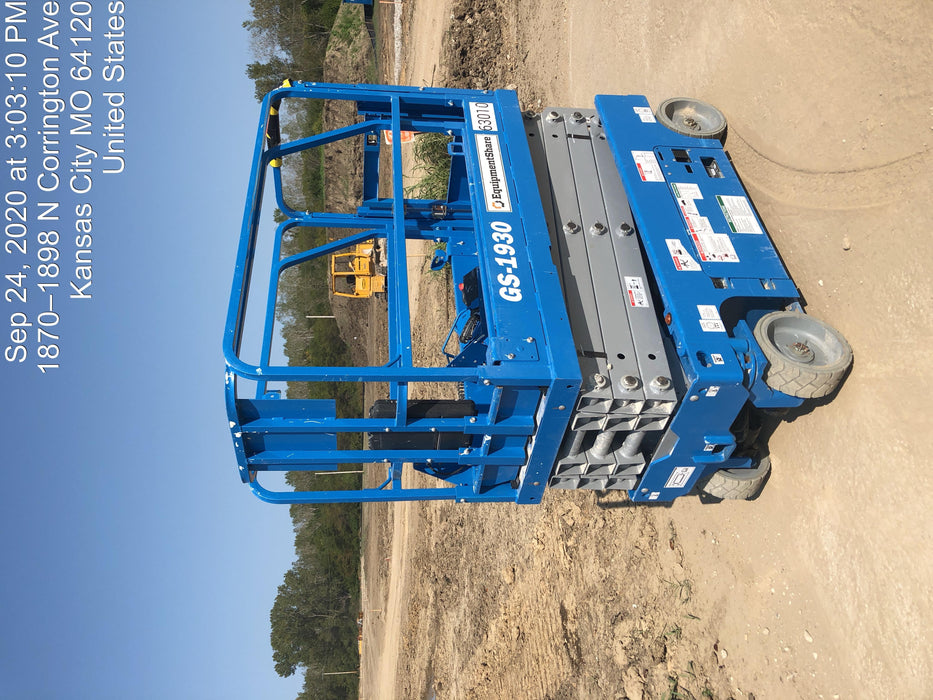 2020 Genie GS-1930 Solid Non Marking Tires, Beacon, Folding rails with half height swing gate