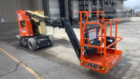 2025 JLG E300AJP