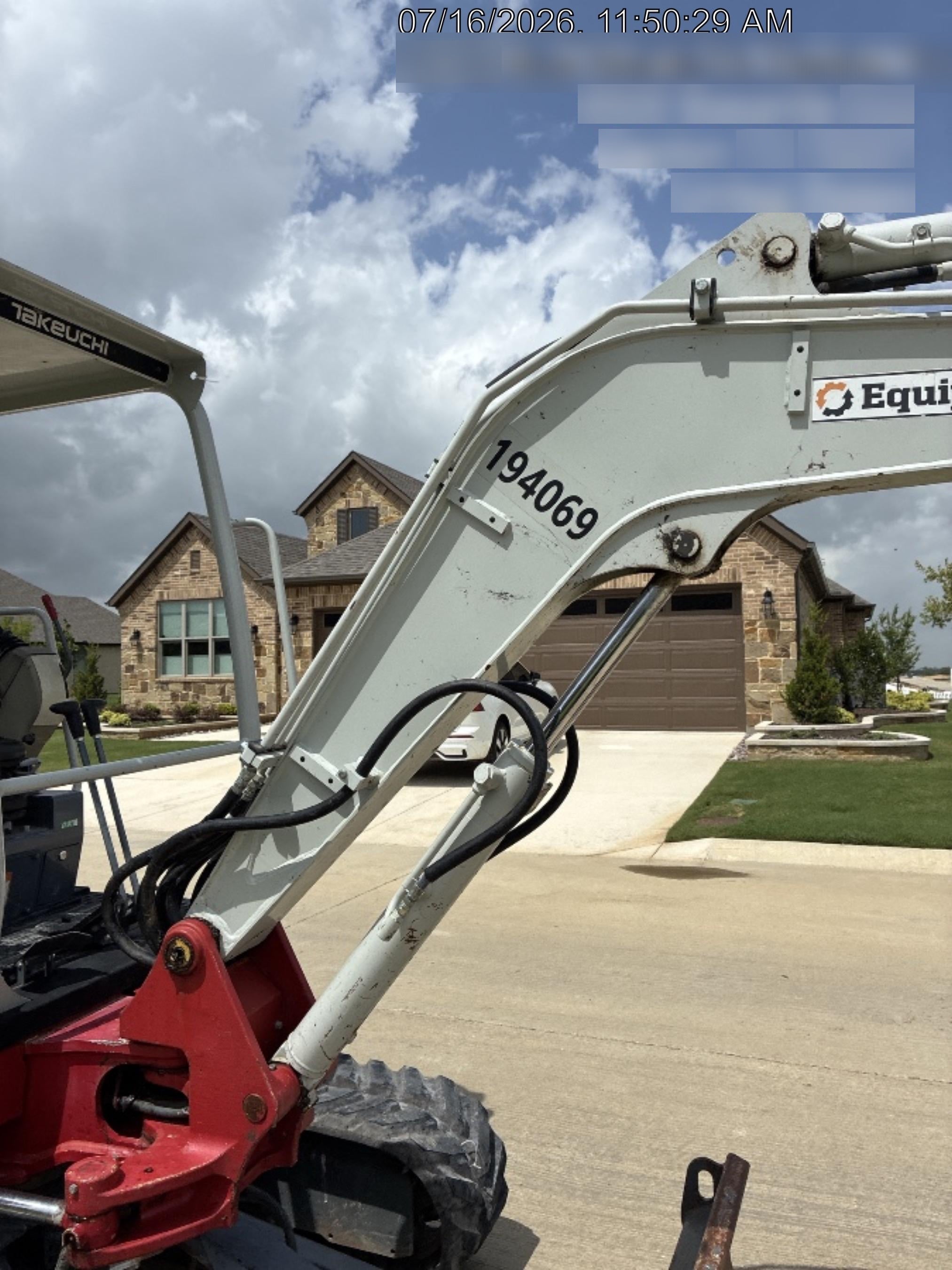2021 TAKEUCHI TB235-2R