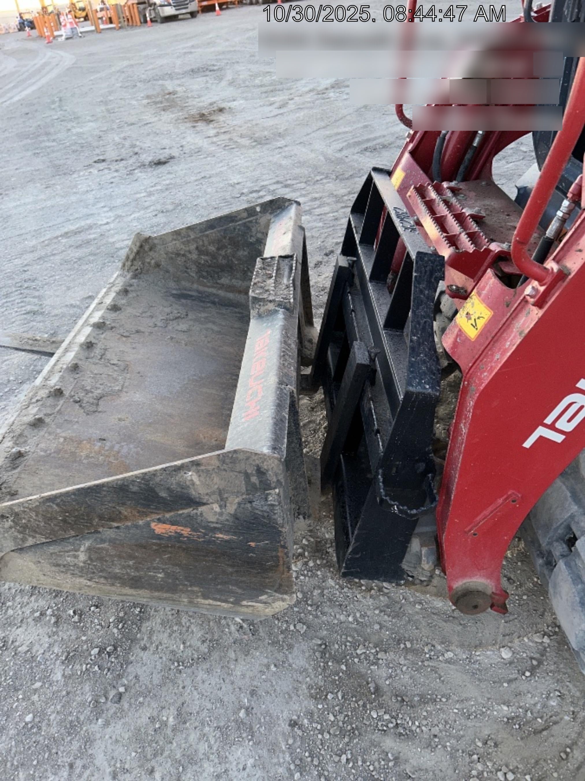 2023 MANITOU 50504723