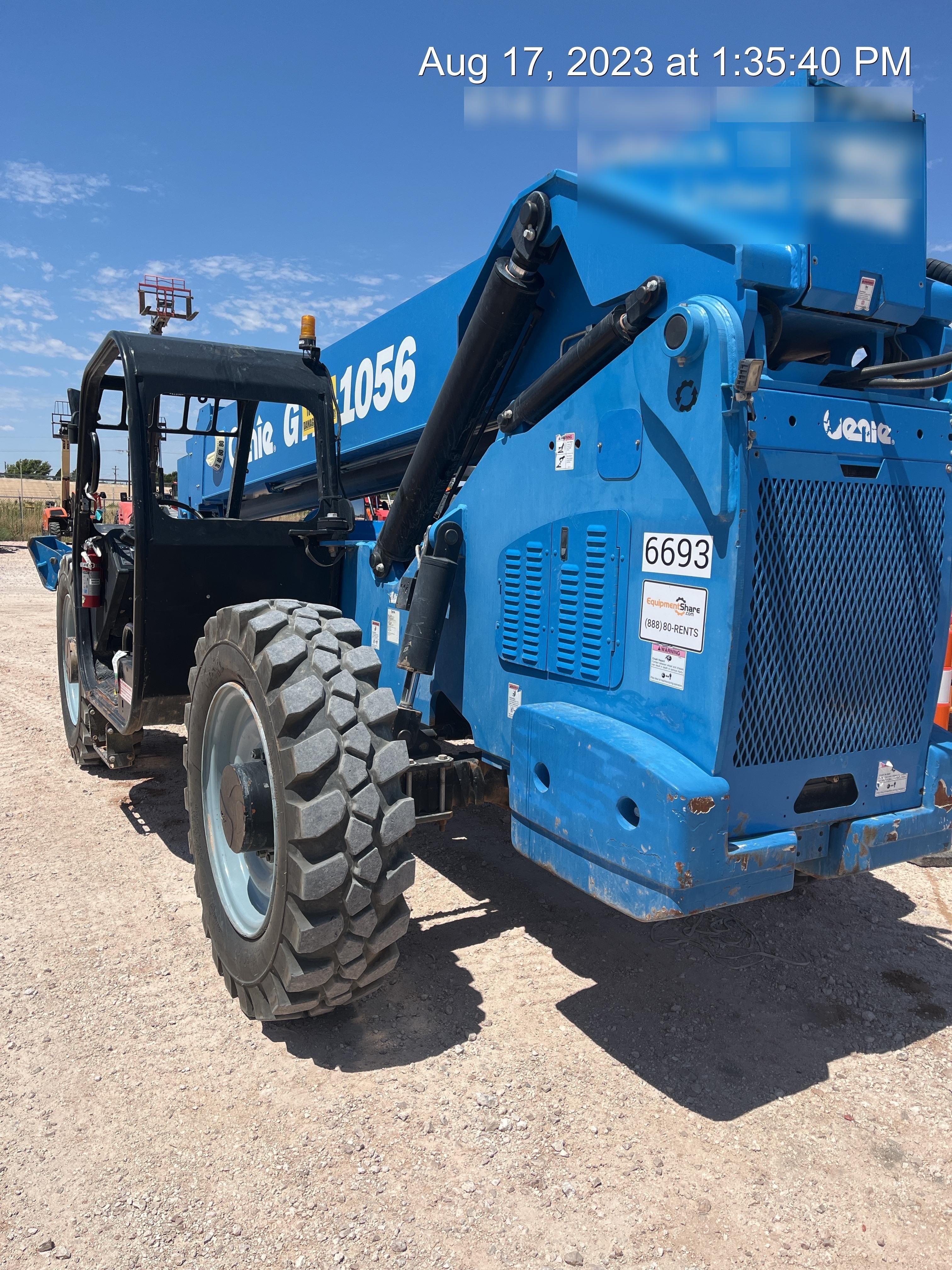 2017 GENIE GTH-1056