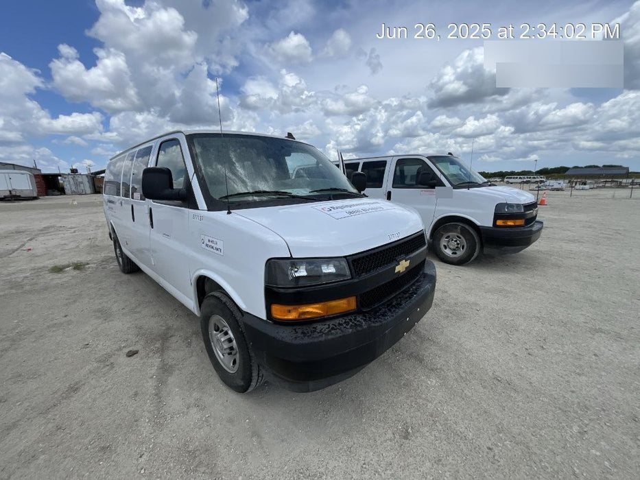 2023 CHEVROLET Express Van - Rental