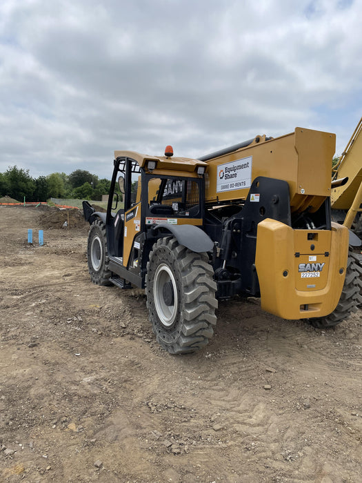 2022 SANY STH1056