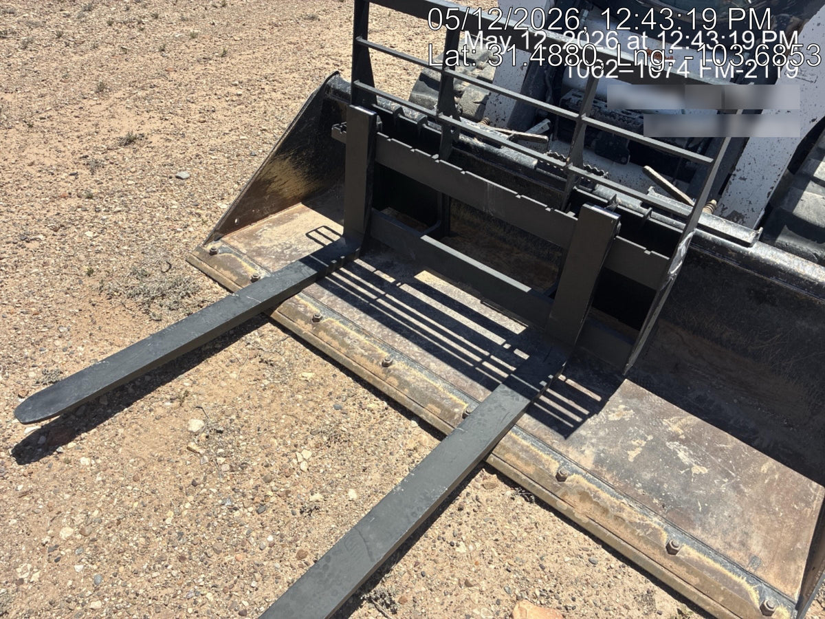 2026 ARROW MATERIAL HANDLING 48" Pallet Forks - Arrow