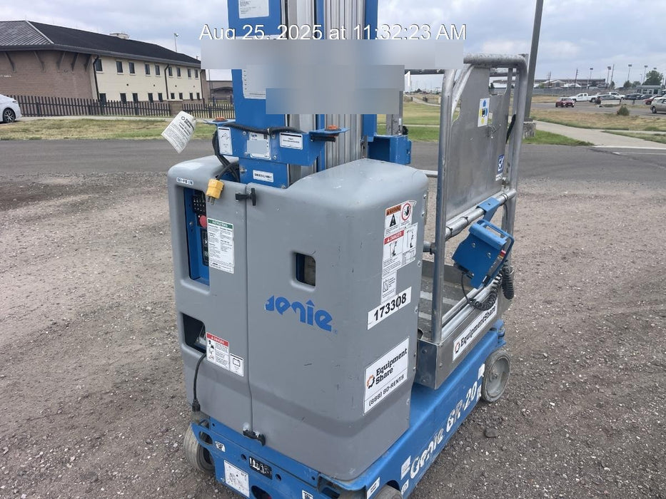 2021 GENIE GR-20