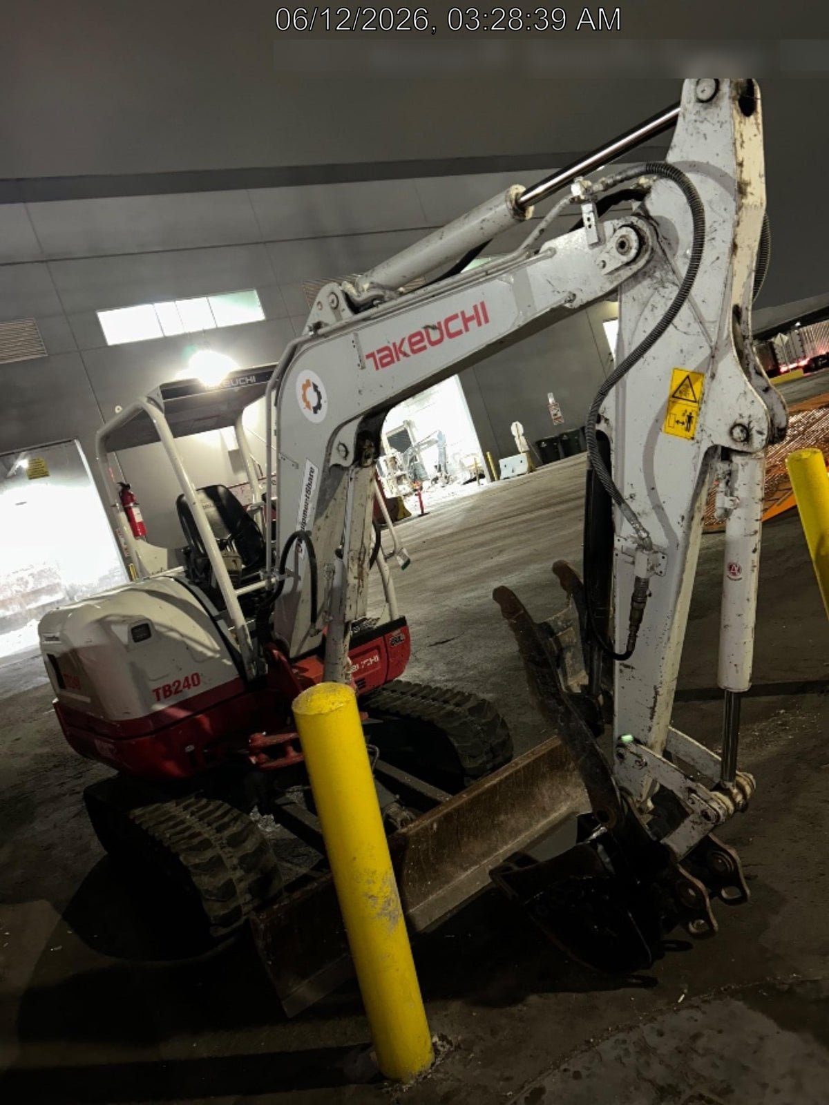 2021 TAKEUCHI TB240R