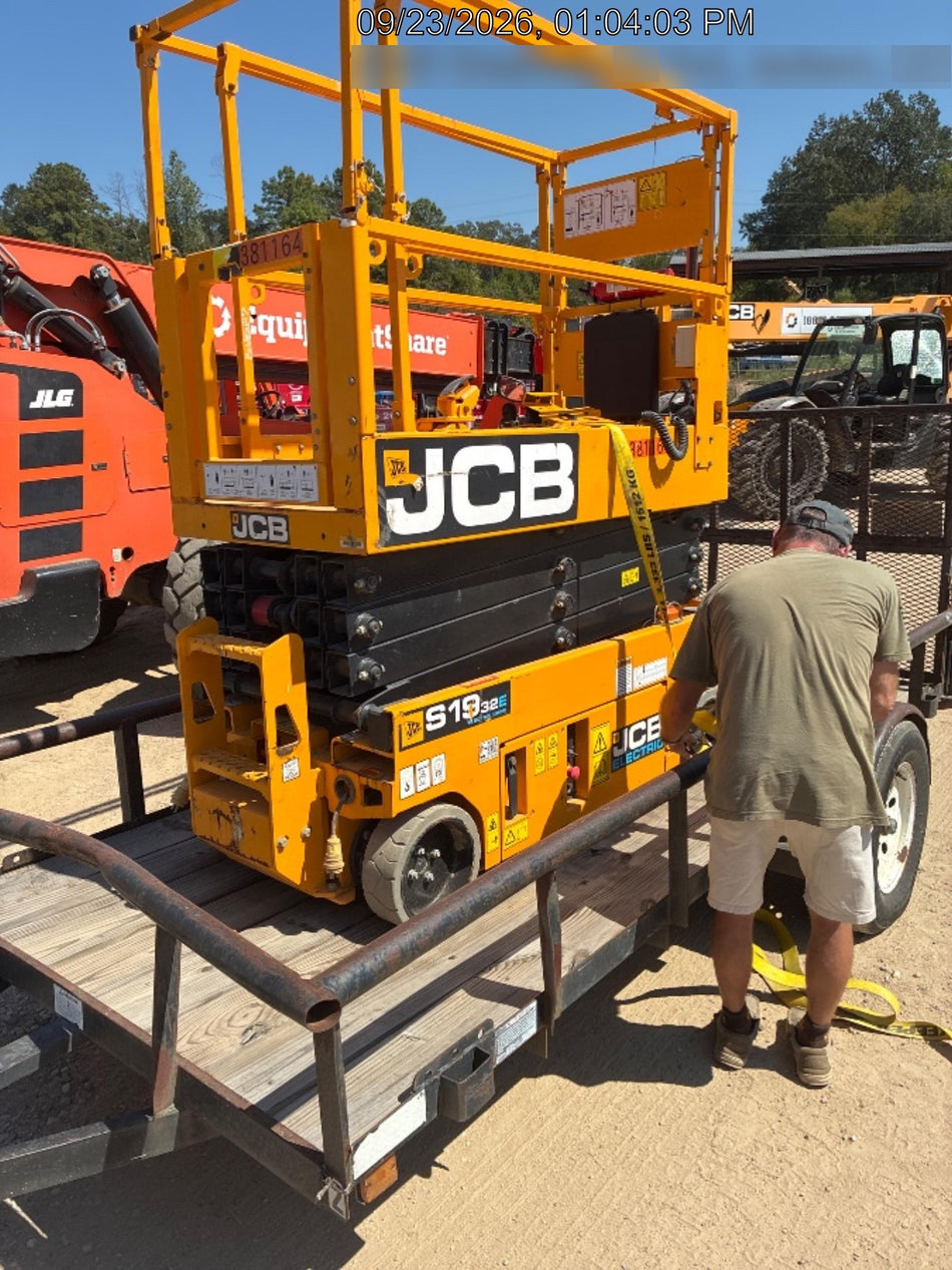 2024 JCB S1932E