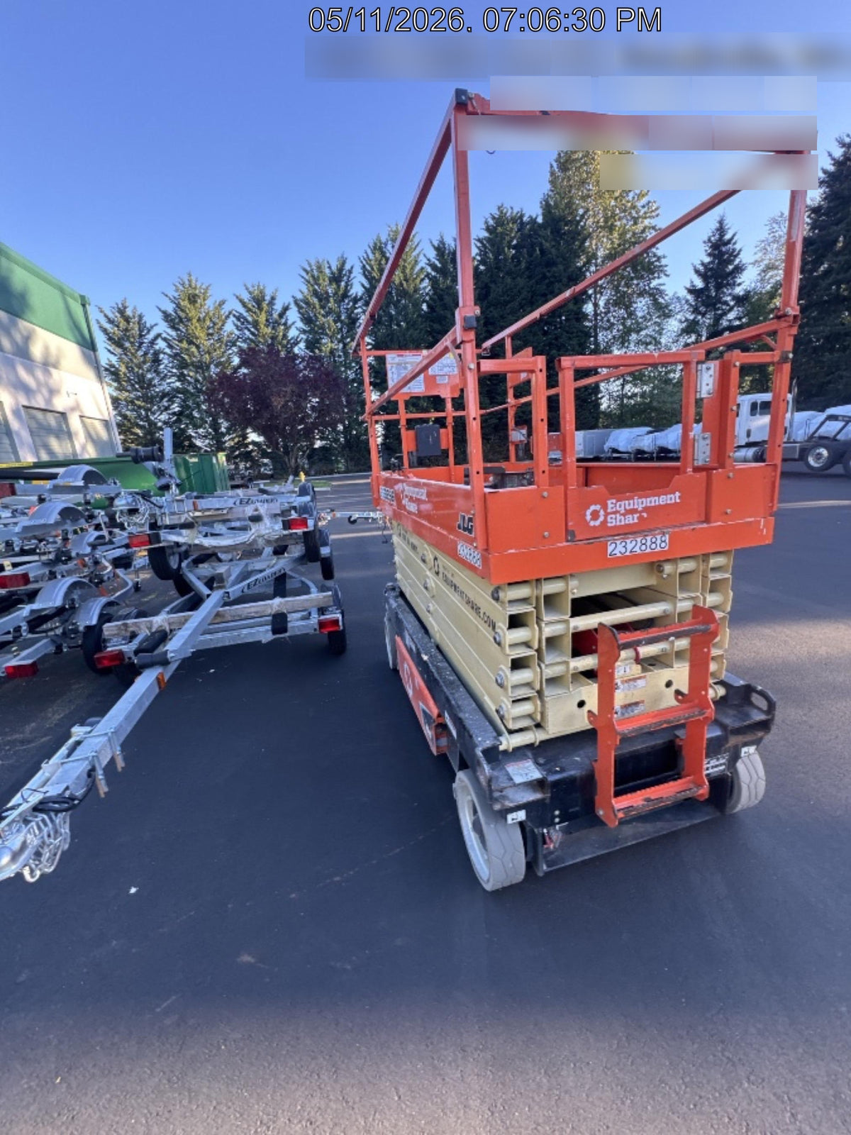 2022 JLG ES3246