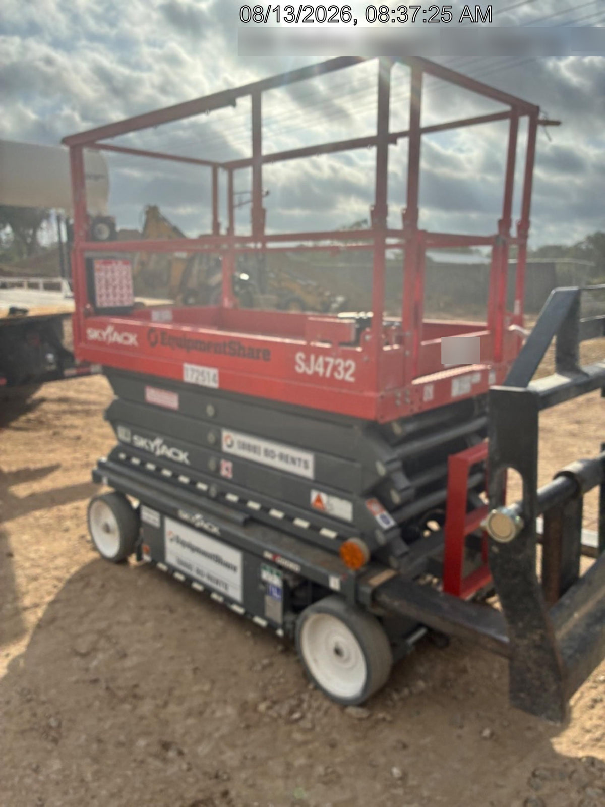 2021 SKYJACK SJ4732