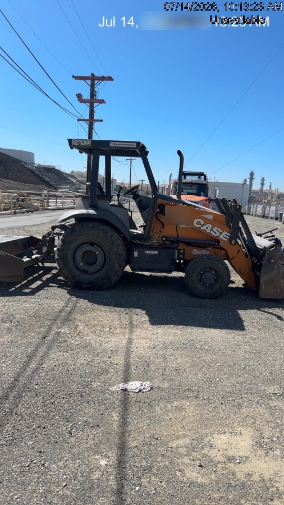 2022 CASE 570N EP