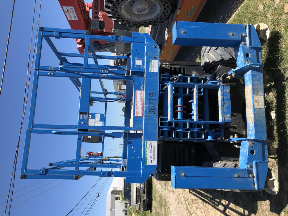 2019 GENIE GS-3369 RT