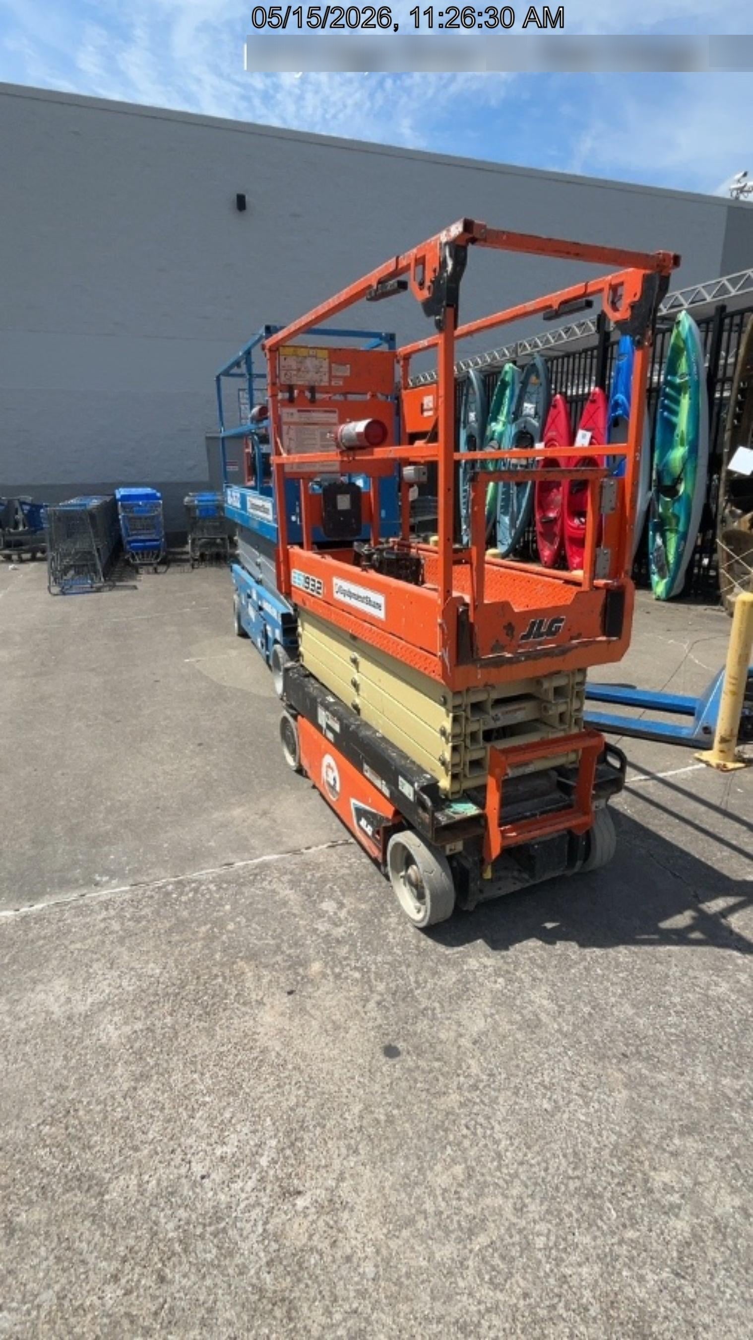 2021 JLG ES1932