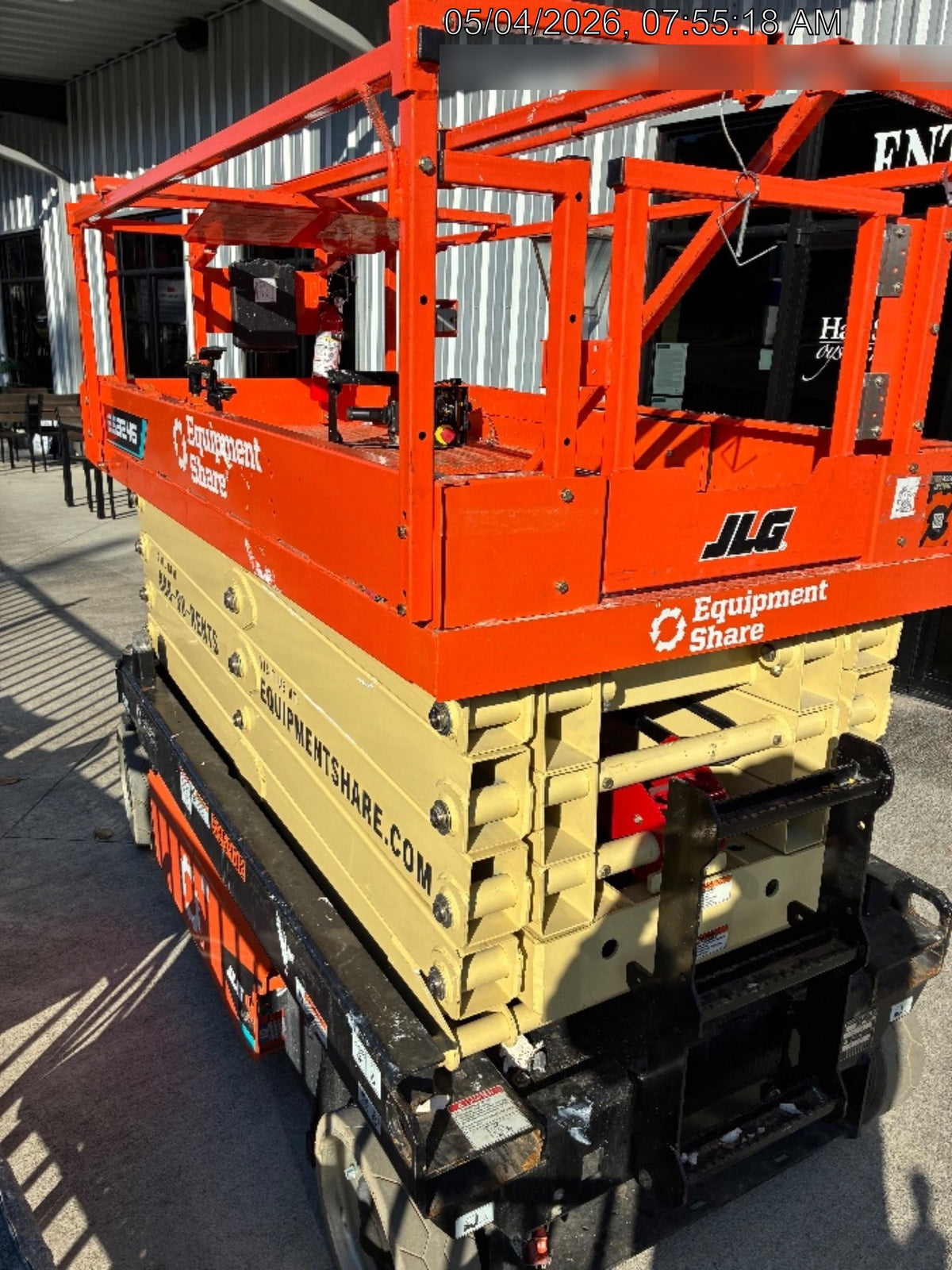 2025 JLG ES3246