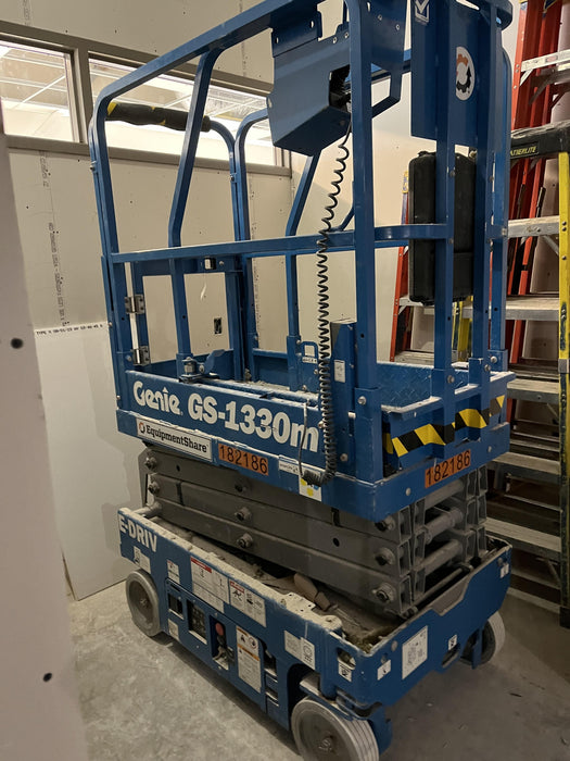 2021 GENIE GS-1330m