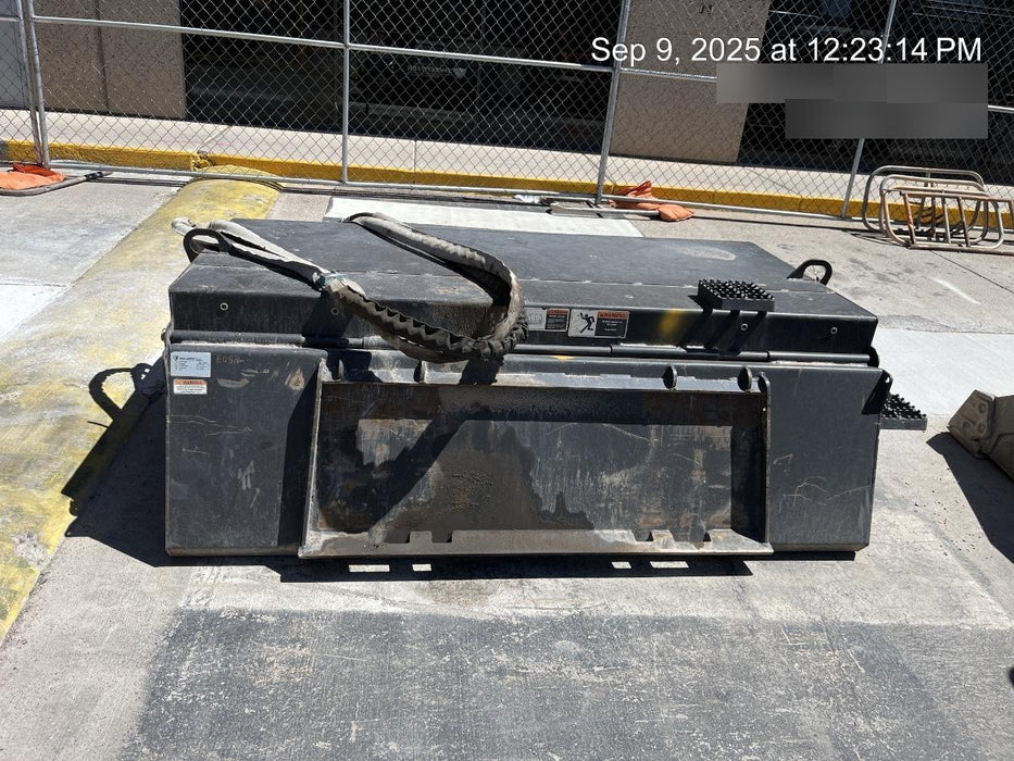 2020 PALADIN Sweepster SB72