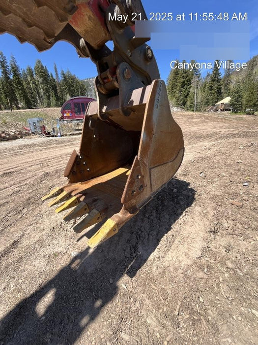 2020 DOOSAN 48" Excavator Bucket