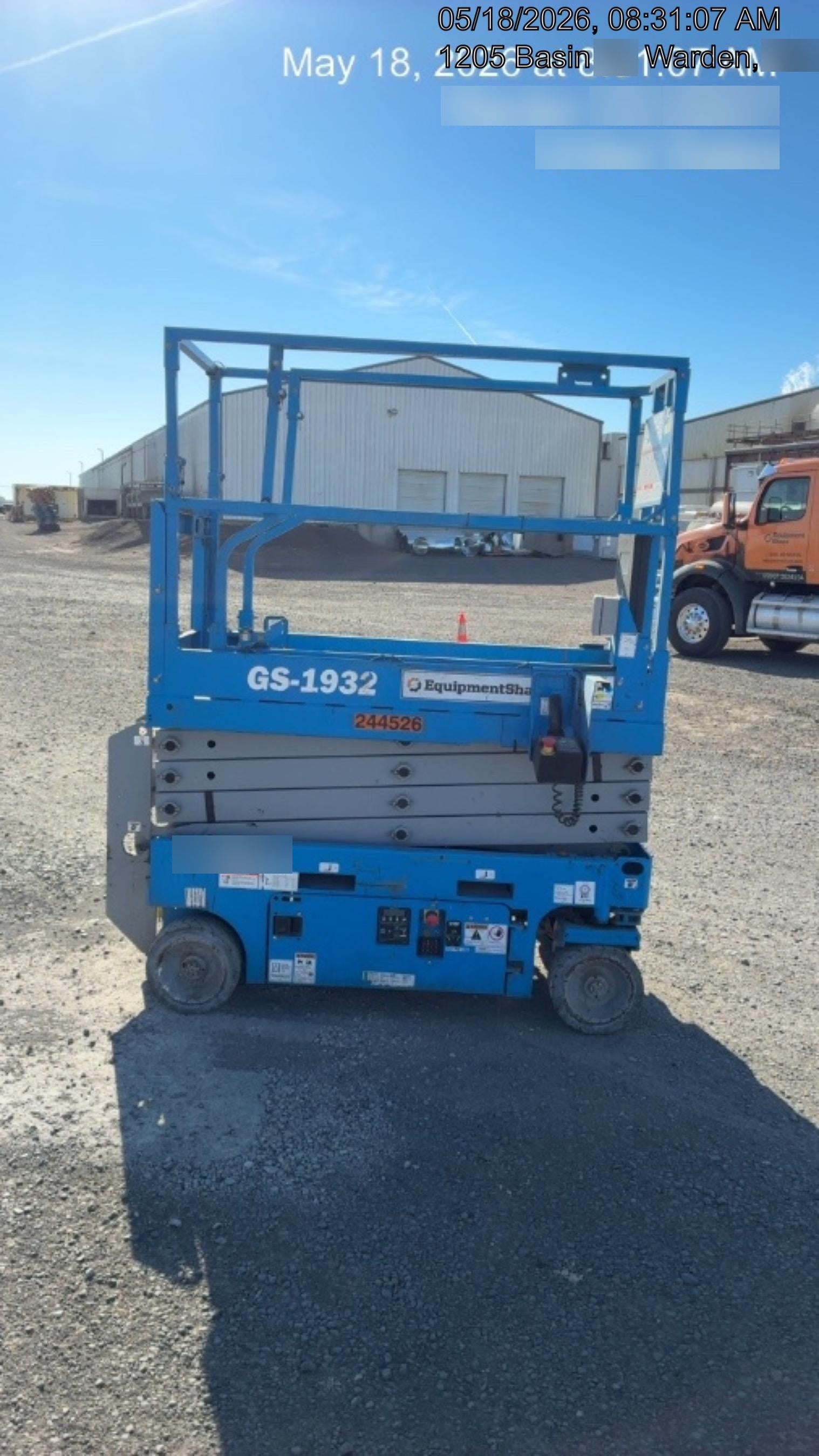 2020 Genie GS-1930 Solid Non Marking Tires, Beacon, Folding rails with half height swing gate, 800W Inverter