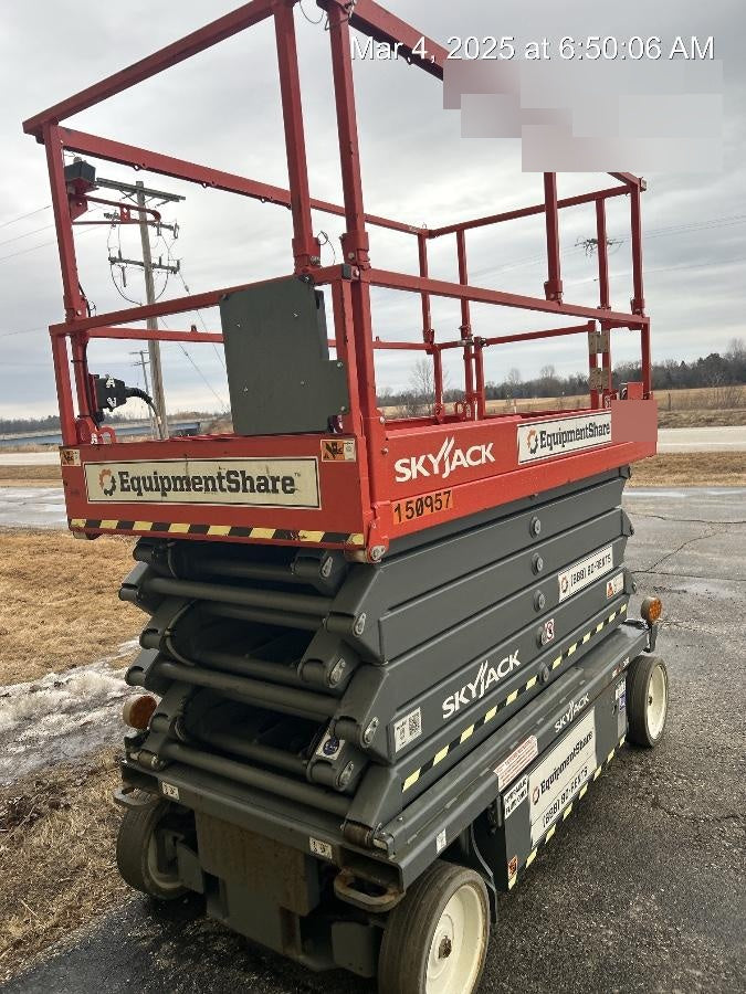 2021 SKYJACK SJ4740